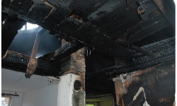 Pożar domu w Baligrodze - nikt nie zginął<br/>fot. KPP Lesko
