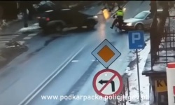 Rowerzysta potrącony przez dwa auta<br/>fot. KPP Ustrzyki Dolne