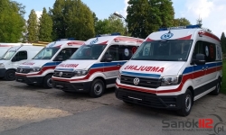 Nowe ambulanse dla Bieszczadzkiego Pogotowia Ratunkowego<br/>fot. Sanok112.pl