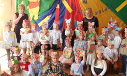 Pasowanie na przedszkolaka w szkole w Ustjanowej