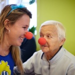 Światowy Dzień Seniora - Fundacja  „Dr Clown” rozda uśmiechy w ustrzyckim szpitalu