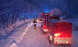 Pożar w ośrodku na Jaworze. Strażacy utknęli w śniegu.