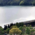 Olej napędowy zanieczyścił Jezioro Solińskie